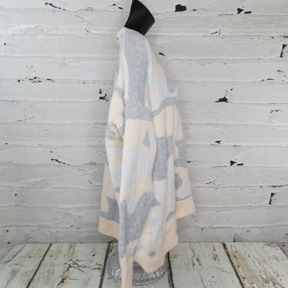 Ultra Flirt Oversized Metallic Abstract Pullover Sweater - Picture 2 of 6